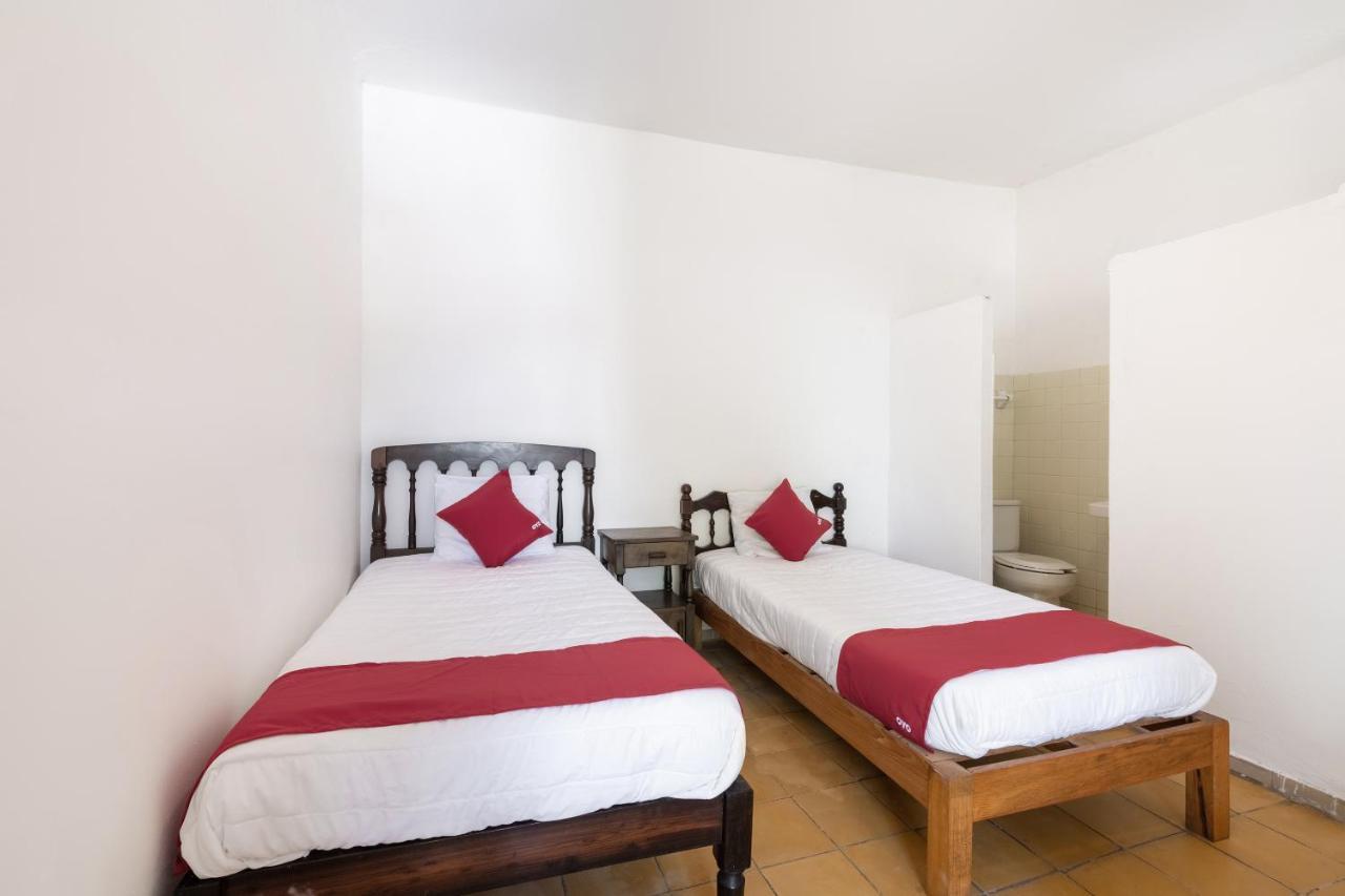 Oyo Hotel Las Palmas Cuyutlan Мансанільйо Екстер'єр фото