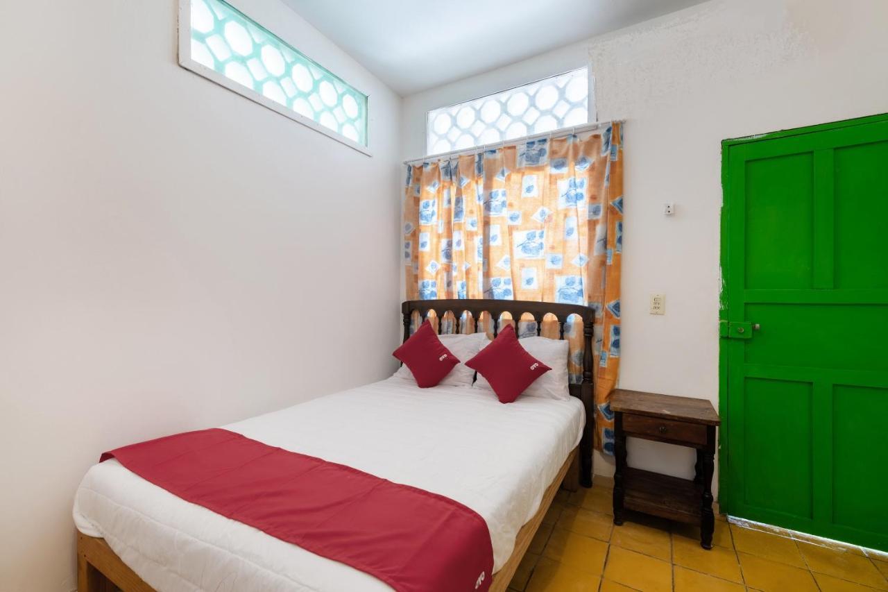 Oyo Hotel Las Palmas Cuyutlan Мансанільйо Екстер'єр фото