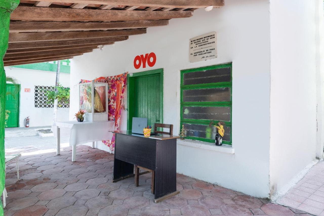 Oyo Hotel Las Palmas Cuyutlan Мансанільйо Екстер'єр фото