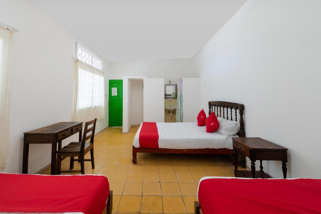 Oyo Hotel Las Palmas Cuyutlan Мансанільйо Екстер'єр фото