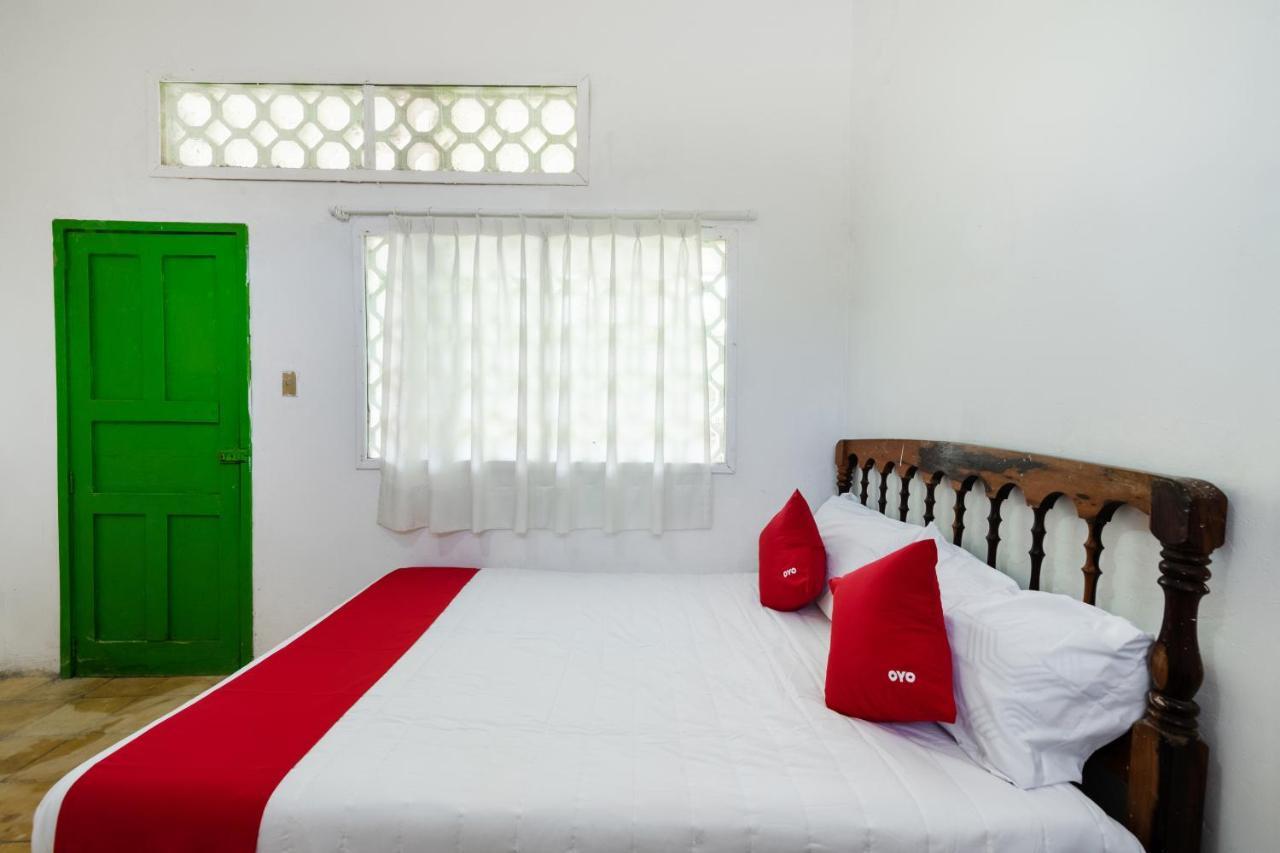 Oyo Hotel Las Palmas Cuyutlan Мансанільйо Екстер'єр фото