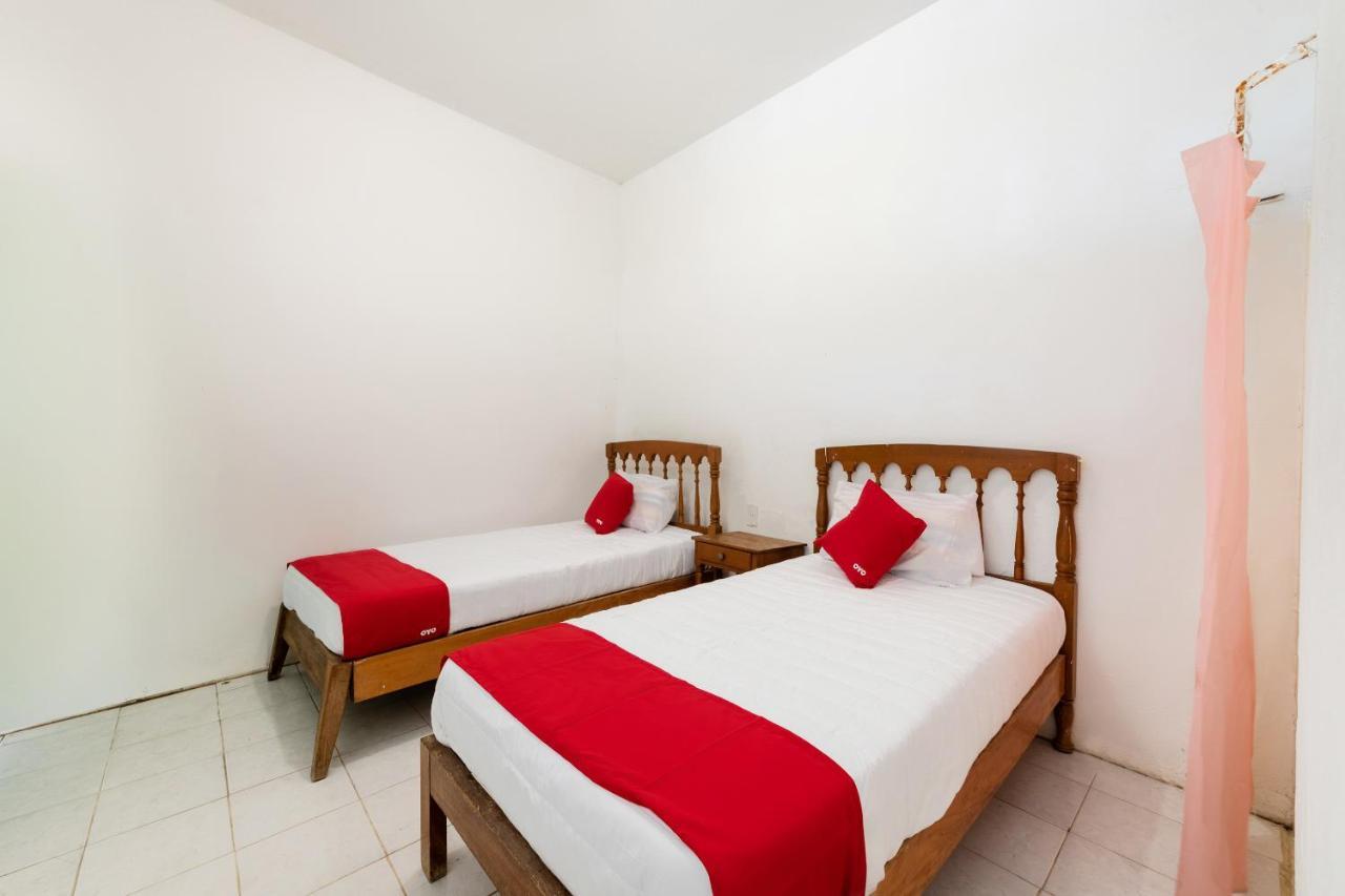 Oyo Hotel Las Palmas Cuyutlan Мансанільйо Екстер'єр фото